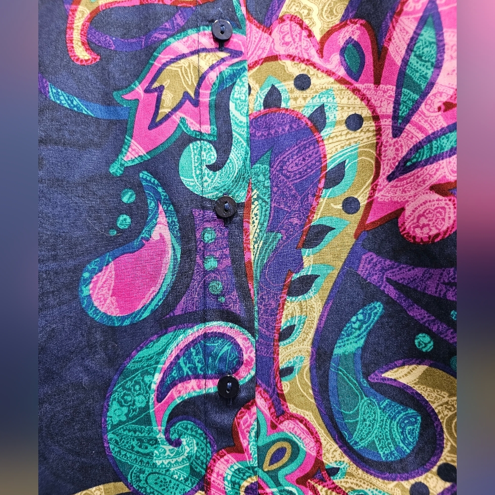 Chico's Navy Bright Paisley No Iron Blouse size 3 - Picture 3 of 4
